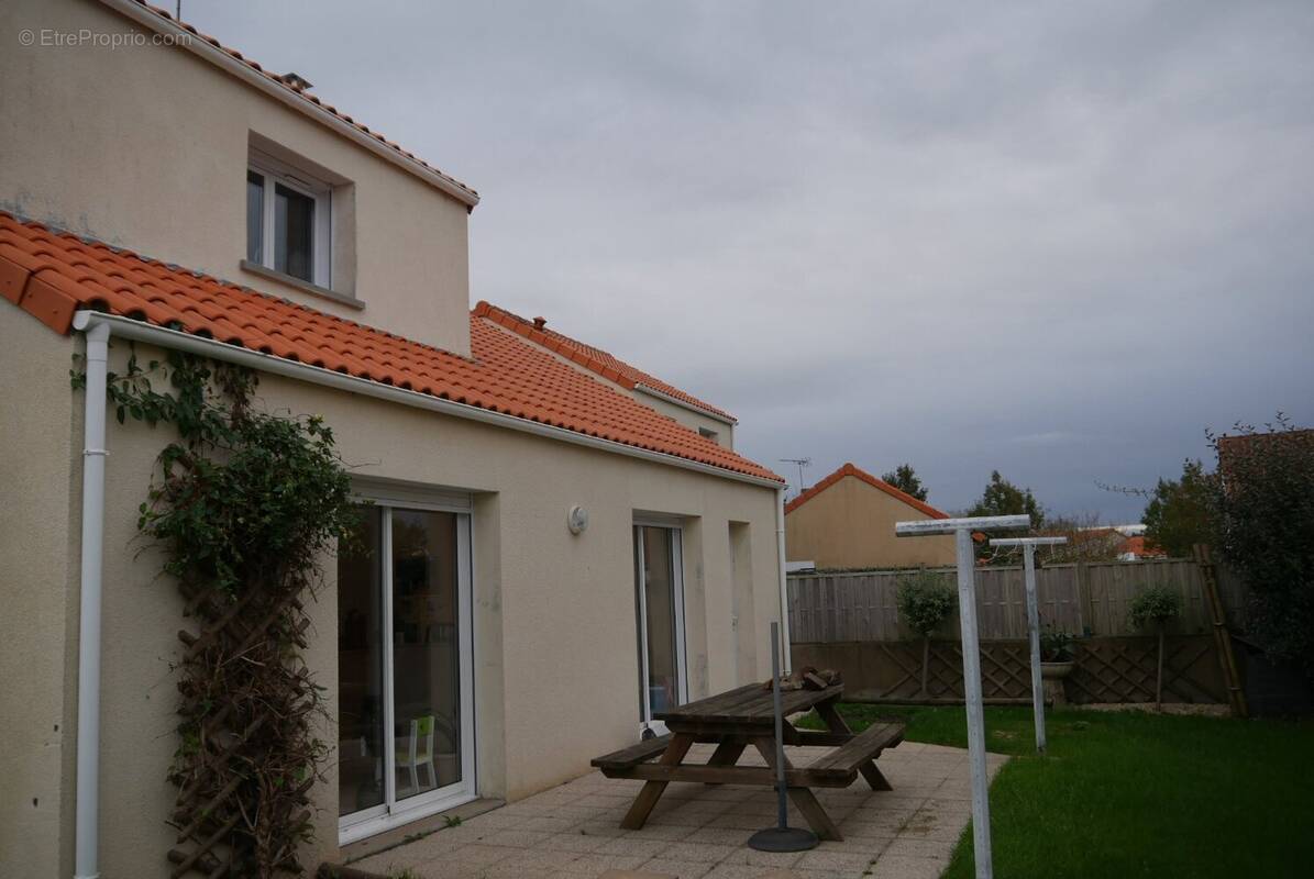 Maison à TOUTLEMONDE