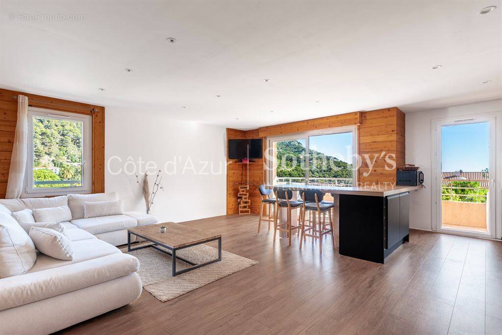 Appartement à EZE