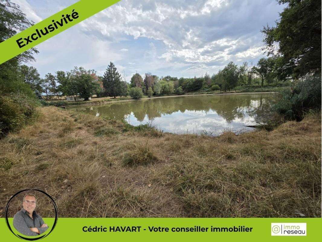 Terrain 13607 m² à Lignac  - photo 11
