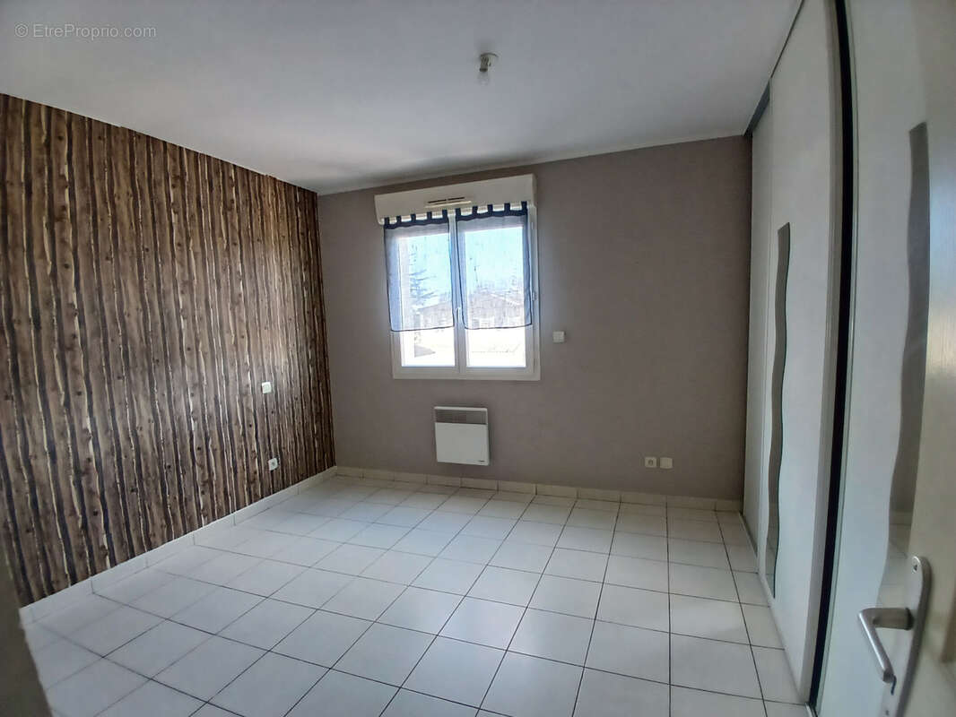 Maison à SAINT-HILAIRE-DE-BRETHMAS