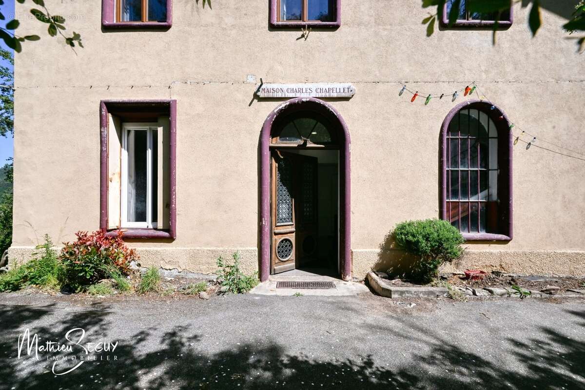 YZERON - Appartement T4 duplex de tourisme - photo 31
