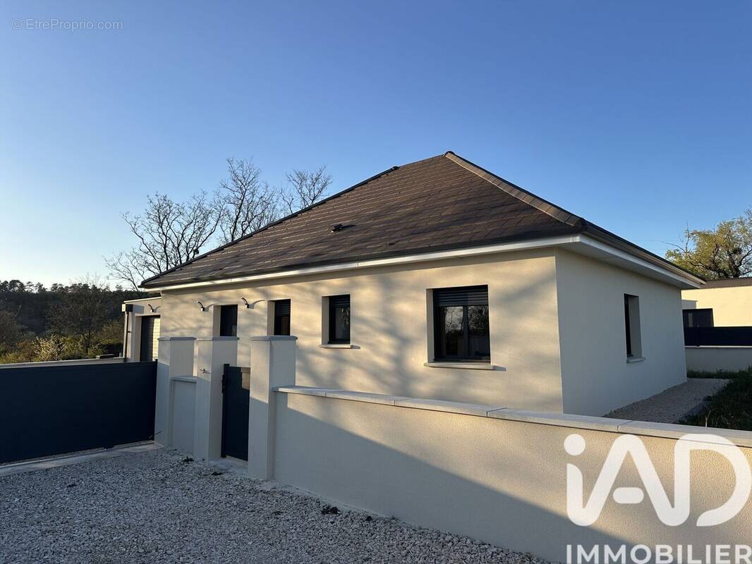 Photo 1 - Maison à DOLE