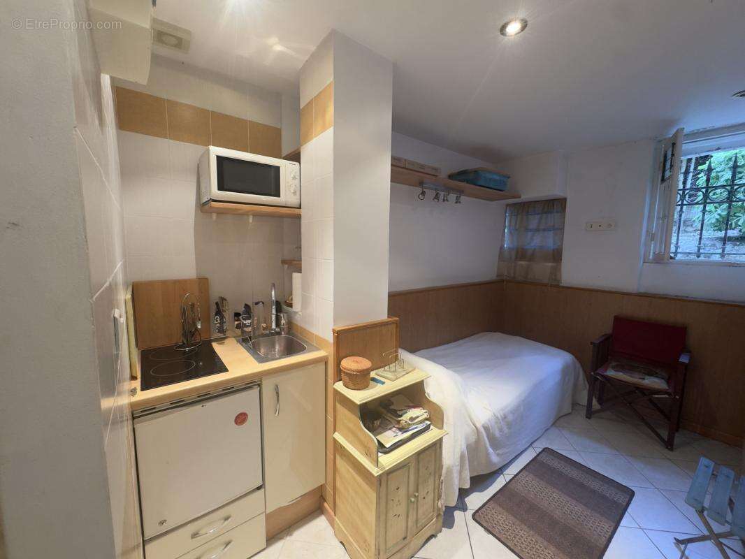 Spécial Investisseur – Chambre de service 11,26 m² - photo 3