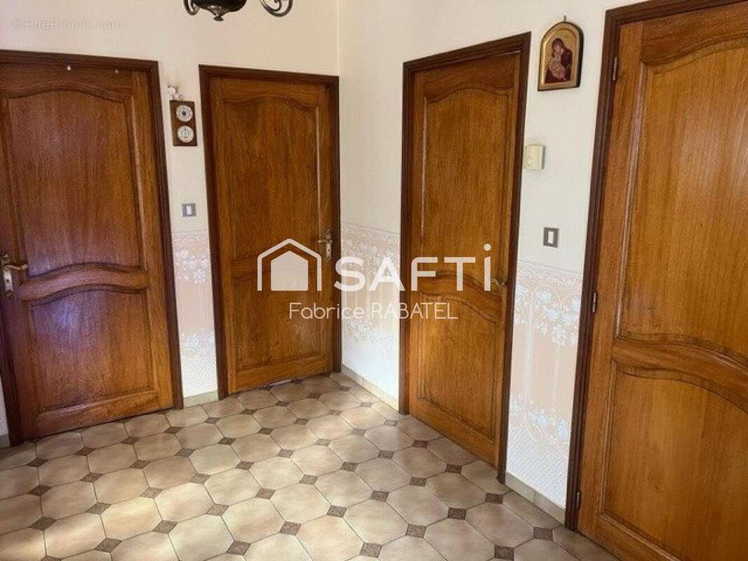 Photo 9 - Maison à LA GOUTELLE