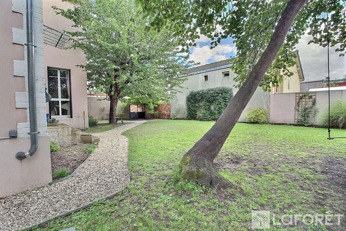 Maison 108 m² à Bezons  - photo 9