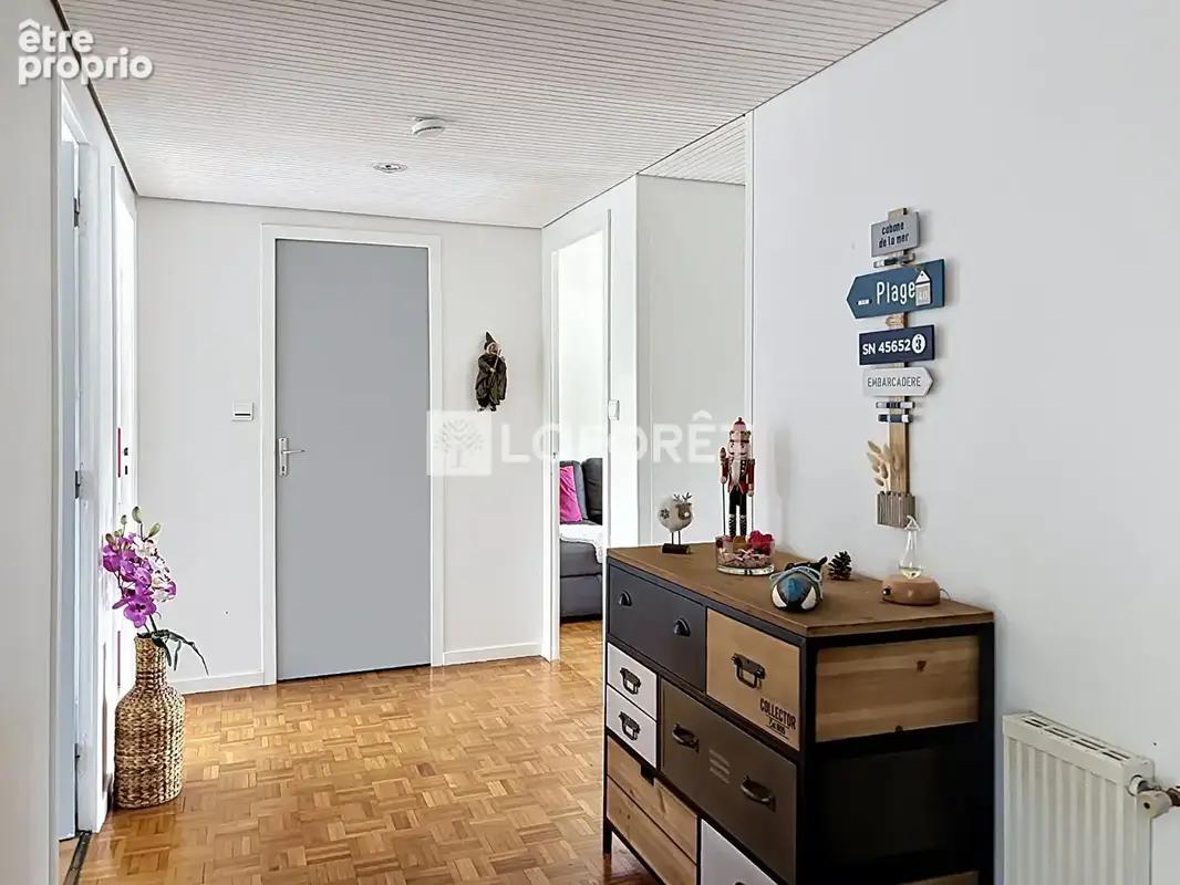 T4 / 80 m2 / Garage / Grand balcon / Cave - photo 9