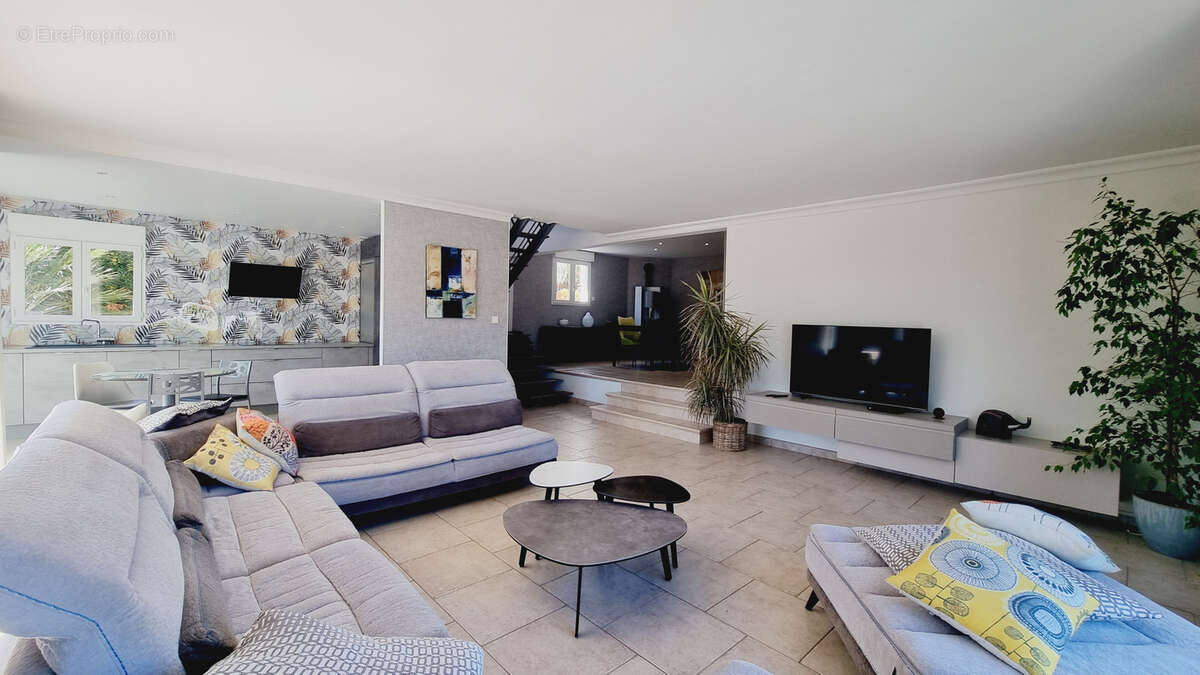 Maison à SAINT-RAPHAEL