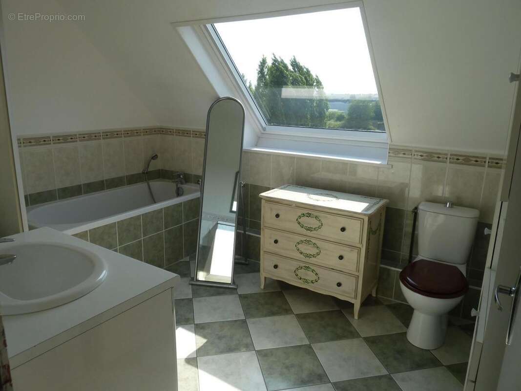 Maison à TILLOY-LEZ-CAMBRAI