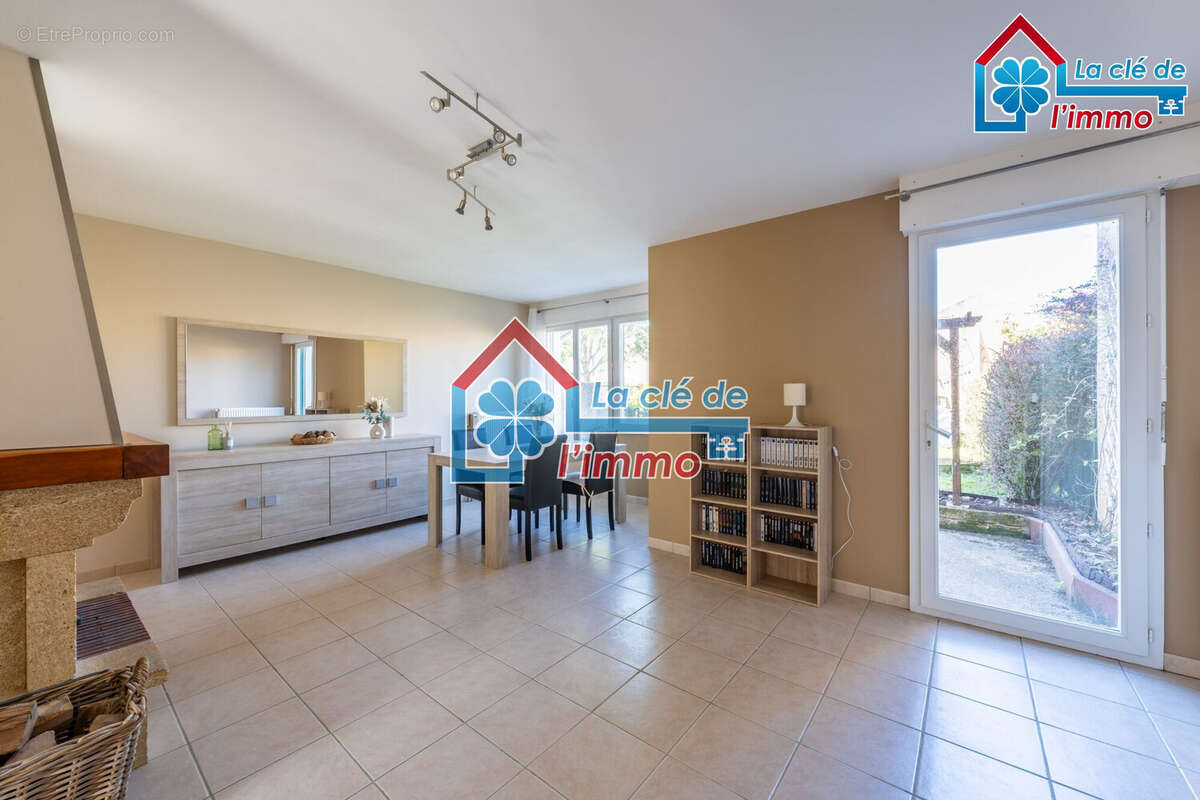 Maison 82 m² à Moissy-Cramayel  - photo 2