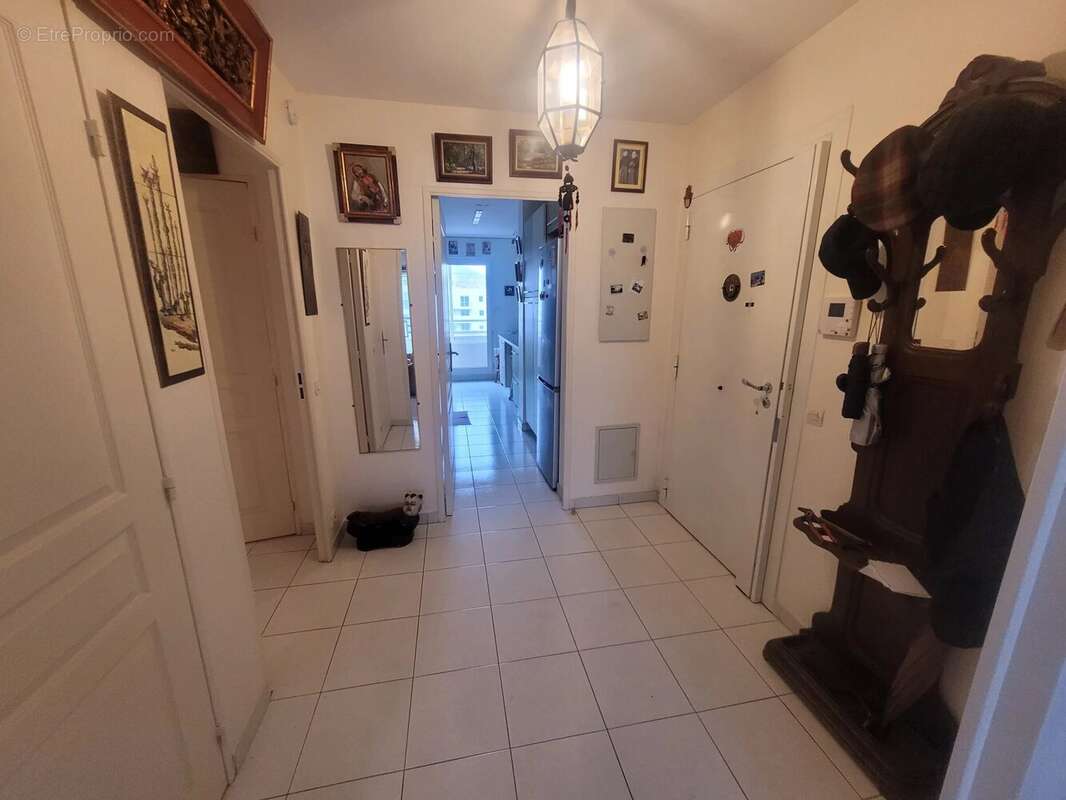 Appartement à MARSEILLE-8E