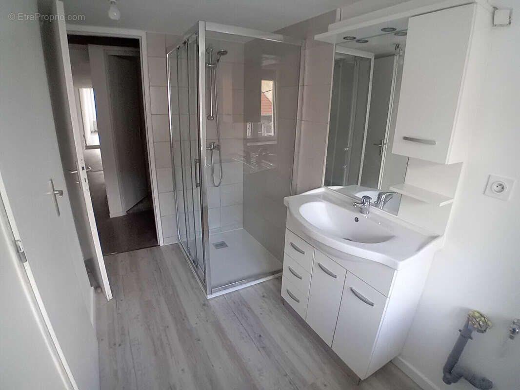 Appartement à LUXEUIL-LES-BAINS
