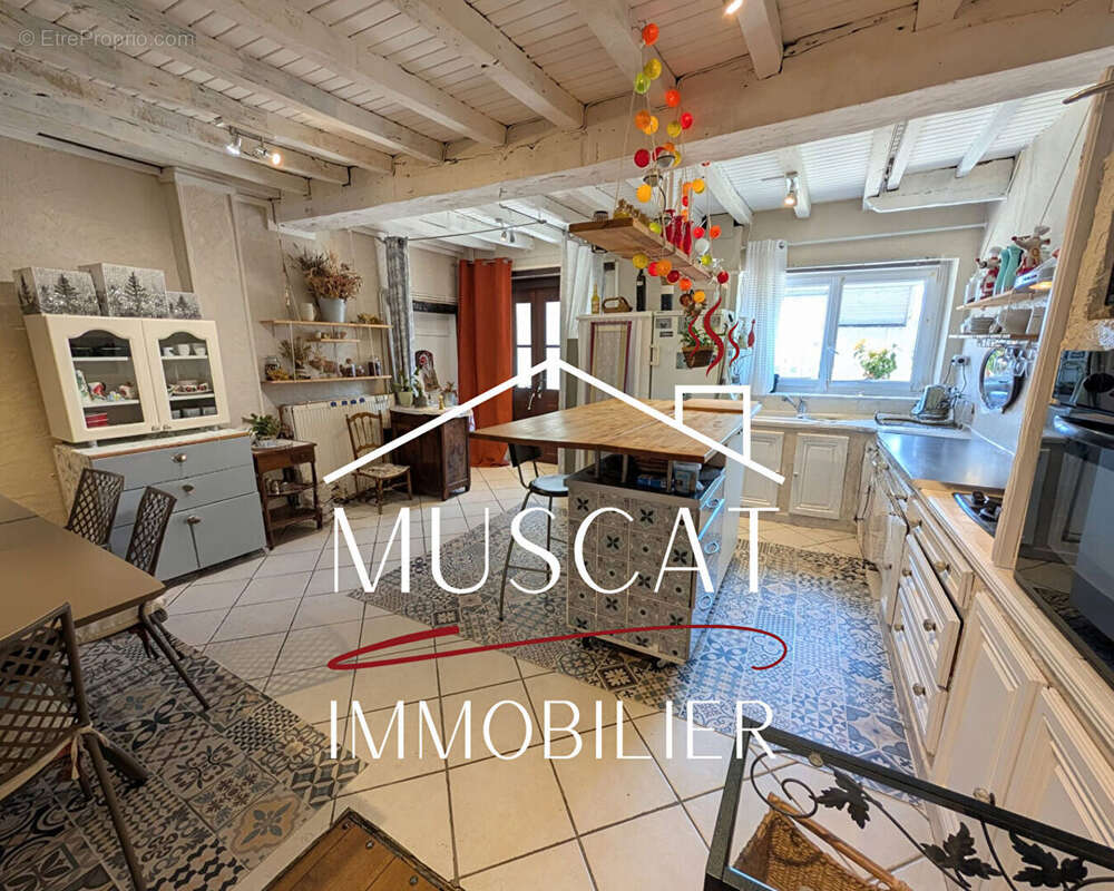 Maison à SATOLAS-ET-BONCE