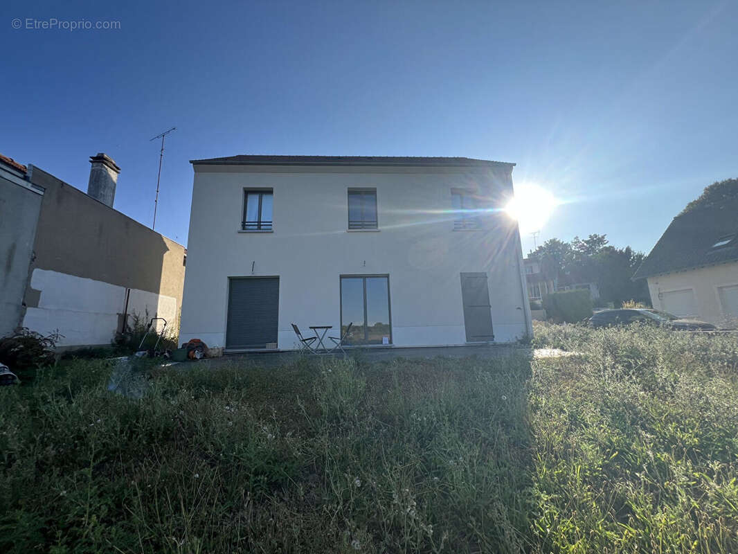 Maison Saint Brice sous foret 5 pièce(s) 128.31 m2 - photo 2