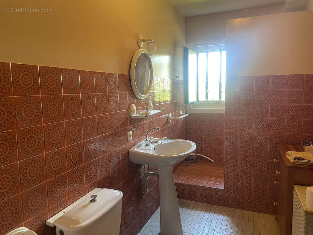 Maison d'architecte sur les hauteurs de Saint Jean de Luz - photo 11