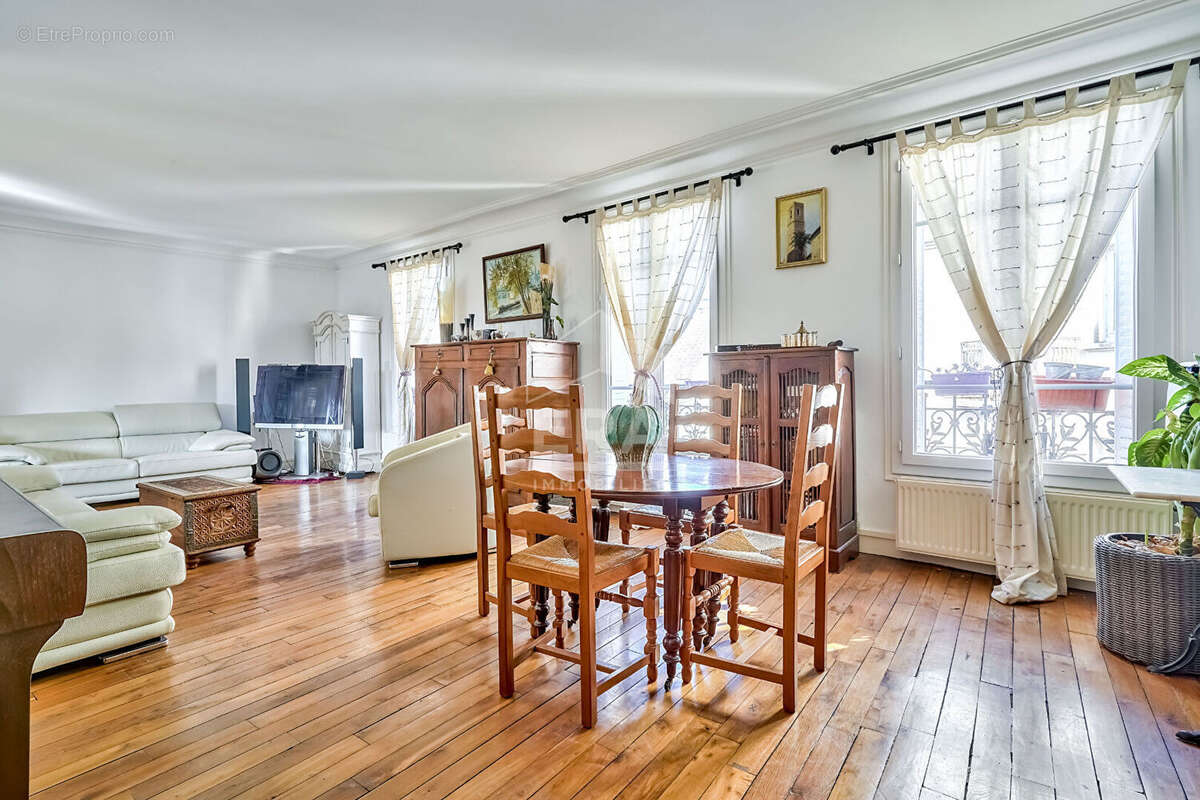 Appartement à ISSY-LES-MOULINEAUX