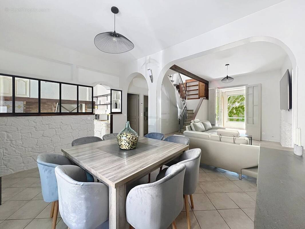 Maison à FERRALS-LES-CORBIERES