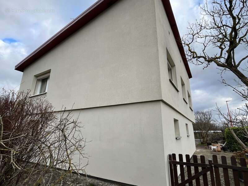 Maison à ROSIERES-AUX-SALINES