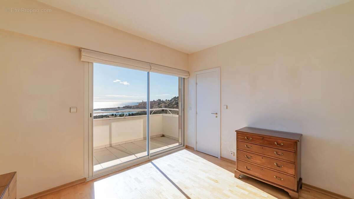Appartement à MENTON