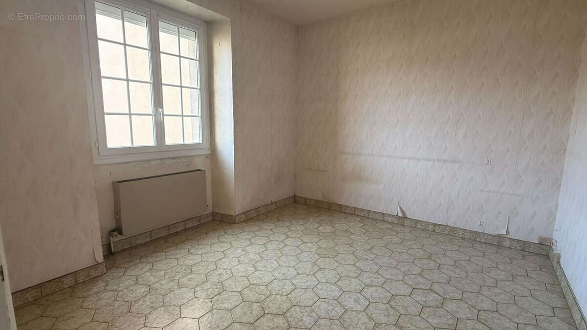Maison à THORIGNE-SUR-DUE