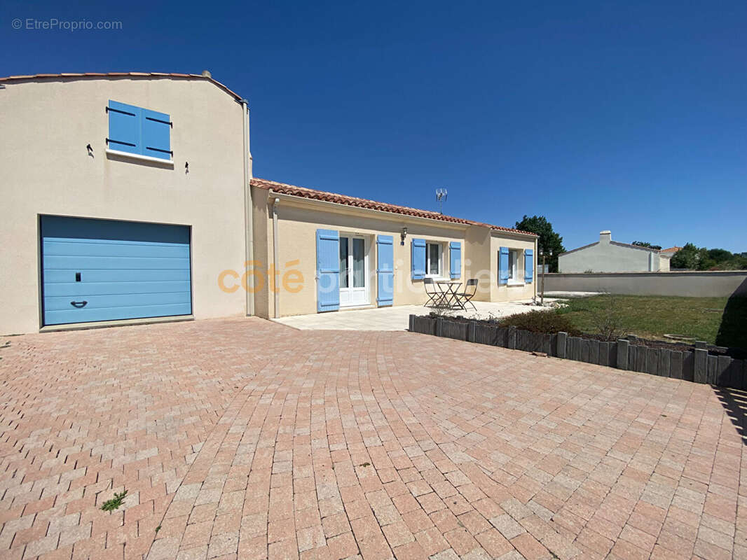 Maison de plain-pied 3 chambres à Saint-Michel-en-L'Herm - photo 12