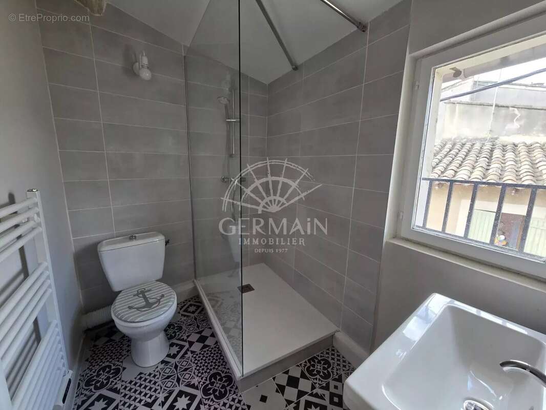 Appartement à L&#039;ISLE-SUR-LA-SORGUE