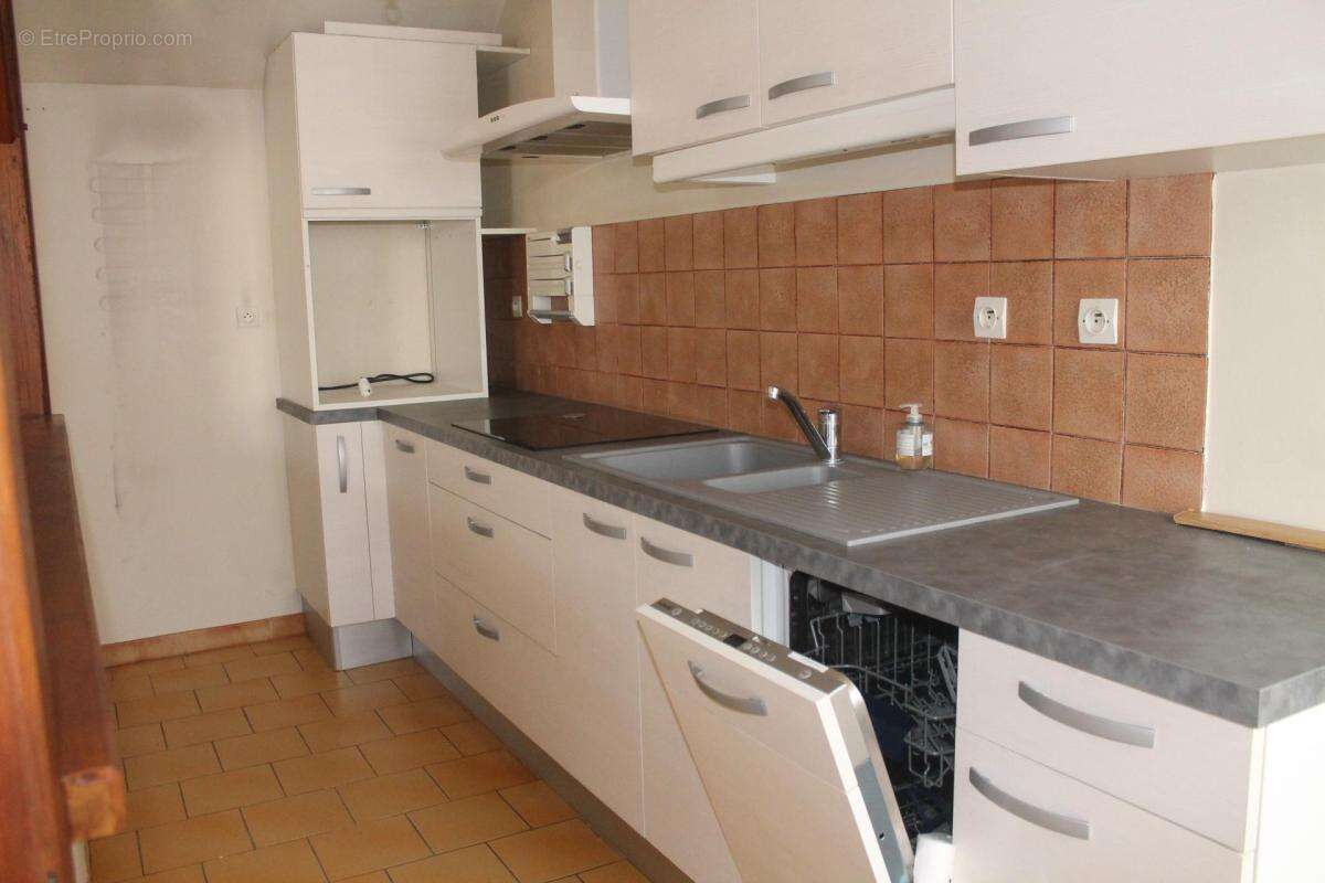 Appartement à FRESNAY-SUR-SARTHE