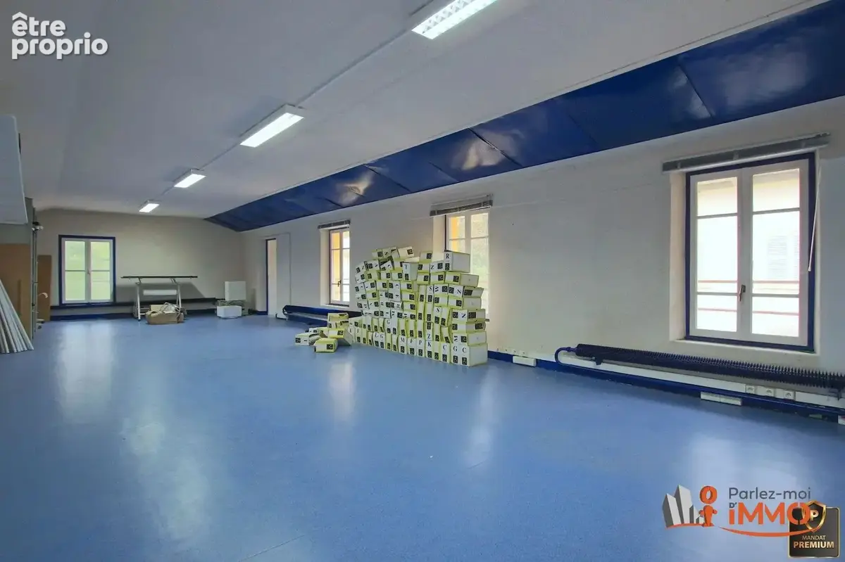 Bâtiment de 578m2 - photo 16