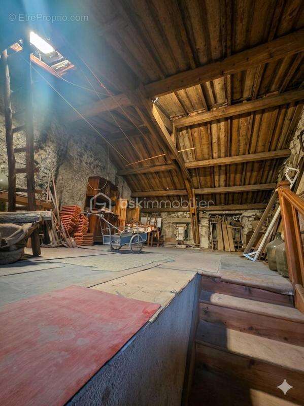 Maison à LANGOGNE