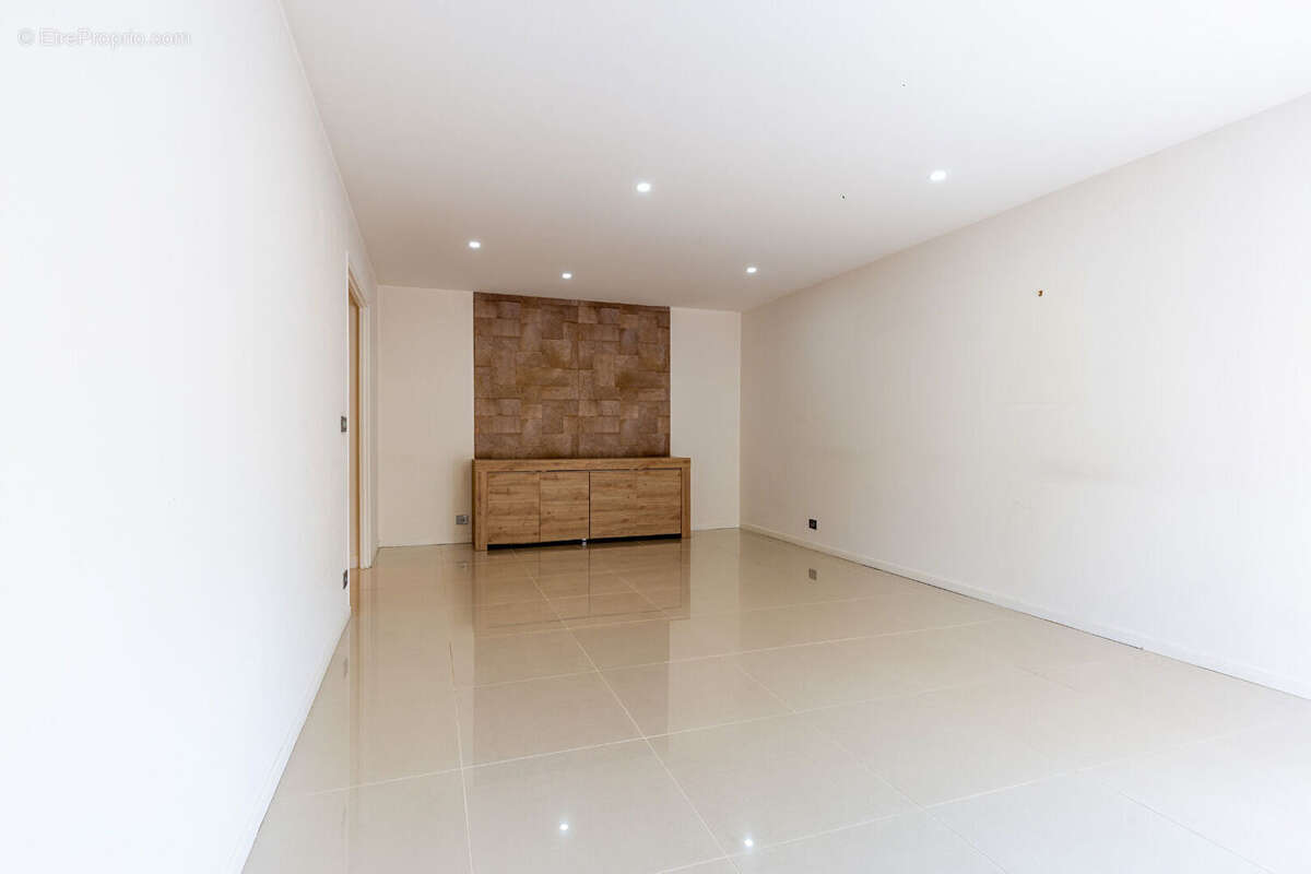 Agence immobiliere laforet - exclusivite - "aloe" - annecy le vieux - appartement t3 de 68,16m² - terrasse - cave - parking de c - photo 3