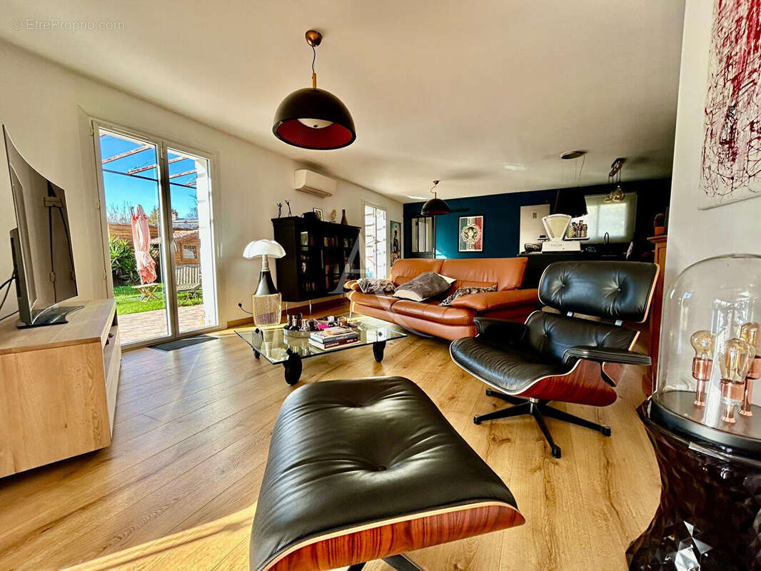 Maison à DREMIL-LAFAGE