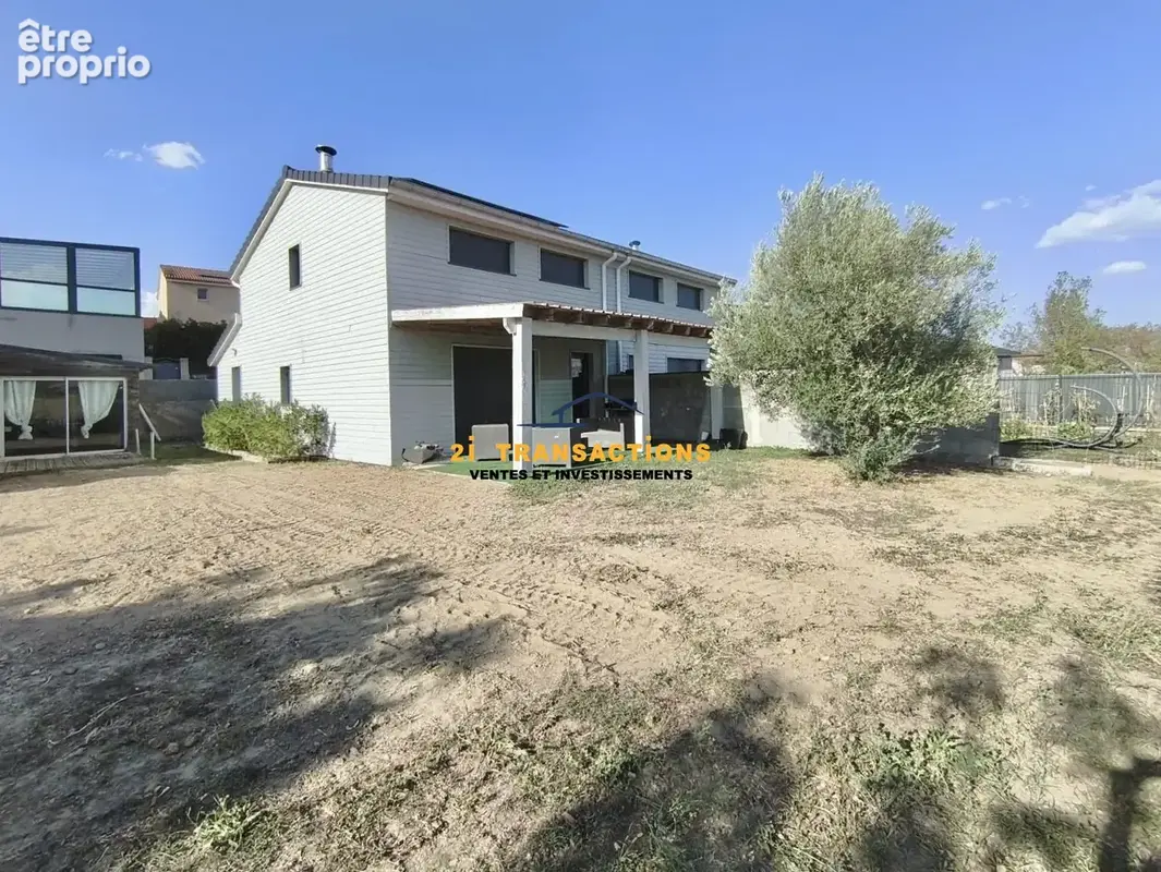 Photo Maison à L'horme au prix de 249 000€