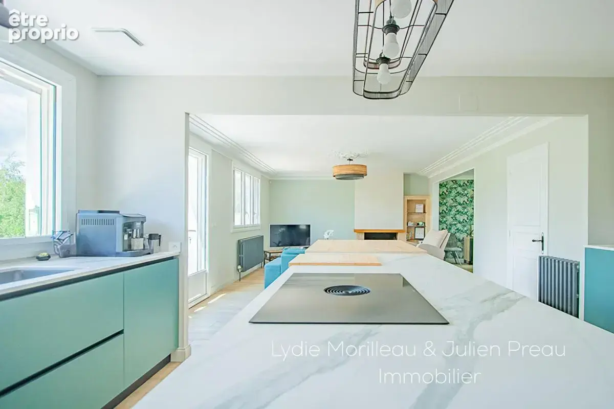 Maison familiale 6 pièces (167m²) et jardin arboré - photo 2