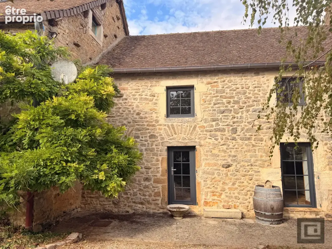 Les hauts de jambles   une propriété bourguignonne de caractère & ses deux gîtes - photo 3