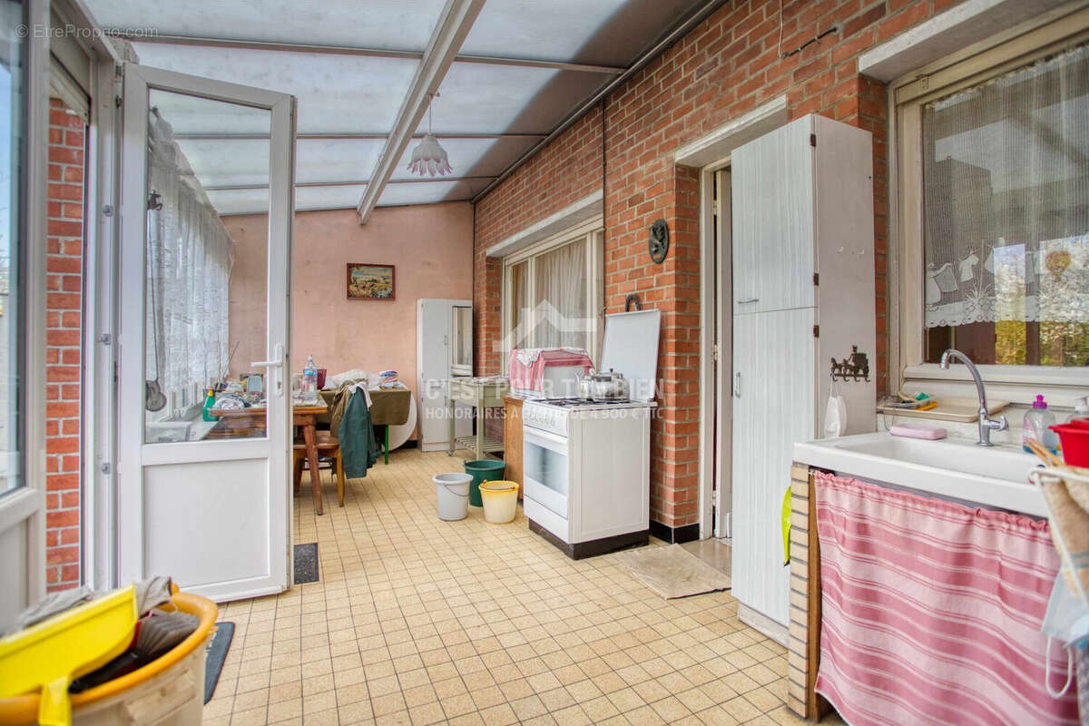 Maison 96 m² à Godewaersvelde  - photo 8