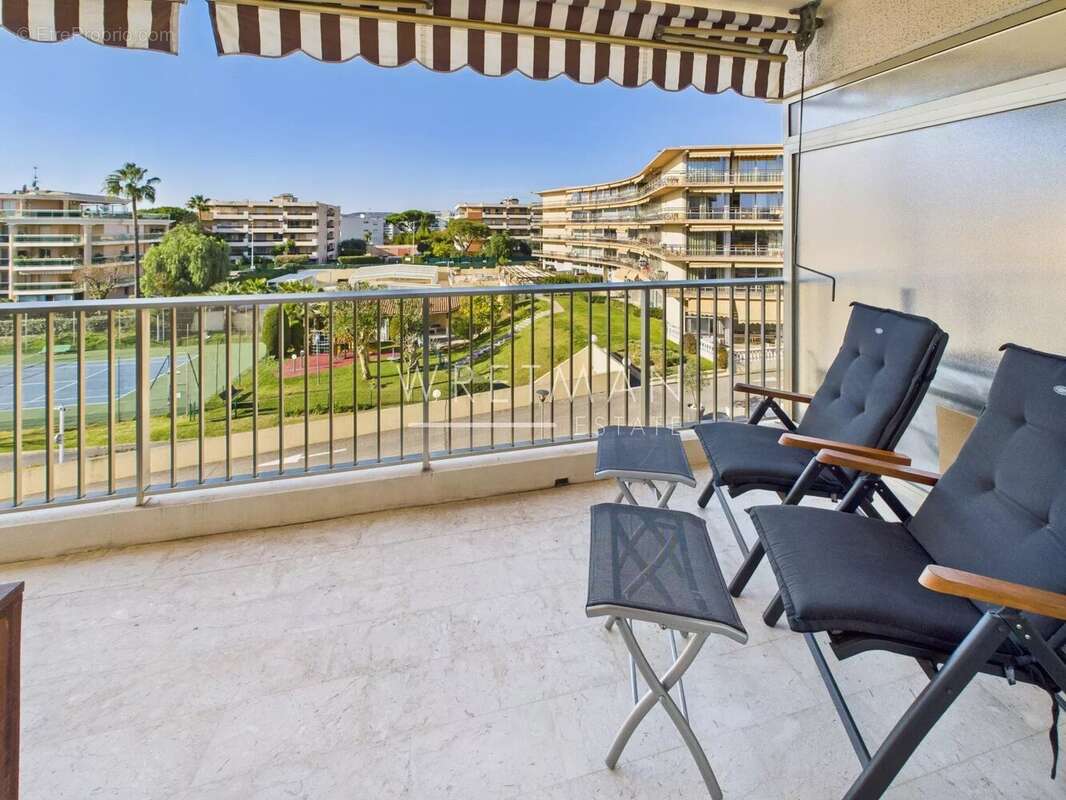 Appartement à SAINT-LAURENT-DU-VAR