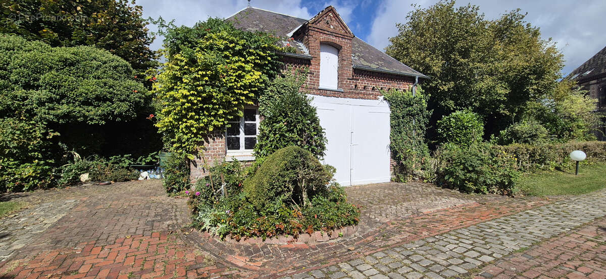 Chaumont en Vexin, Maison Bourgeoise de 11 pièces, 205 m2, 2900m2 de jardin - photo 12