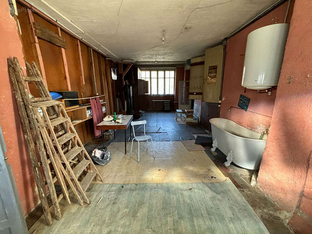 Appartement à SAINT-LEONARD-DE-NOBLAT