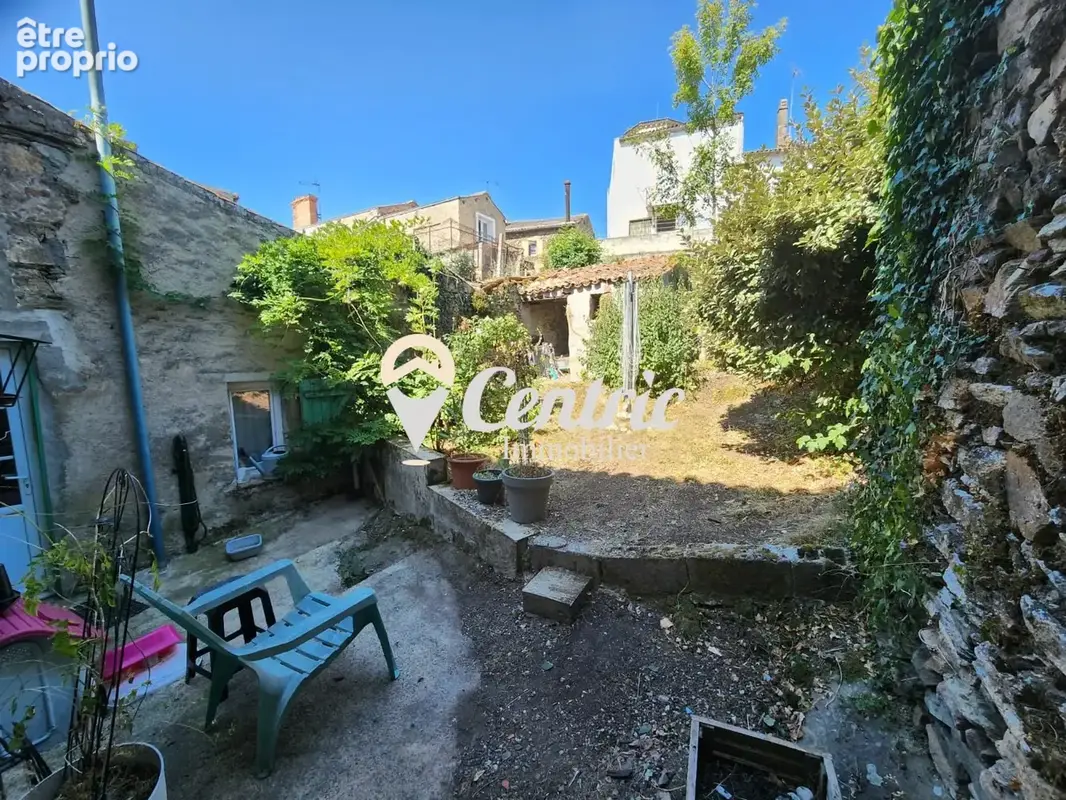 Maison 5 pièces 72 m² à vendre à Le Busseau (79240) - photo 2