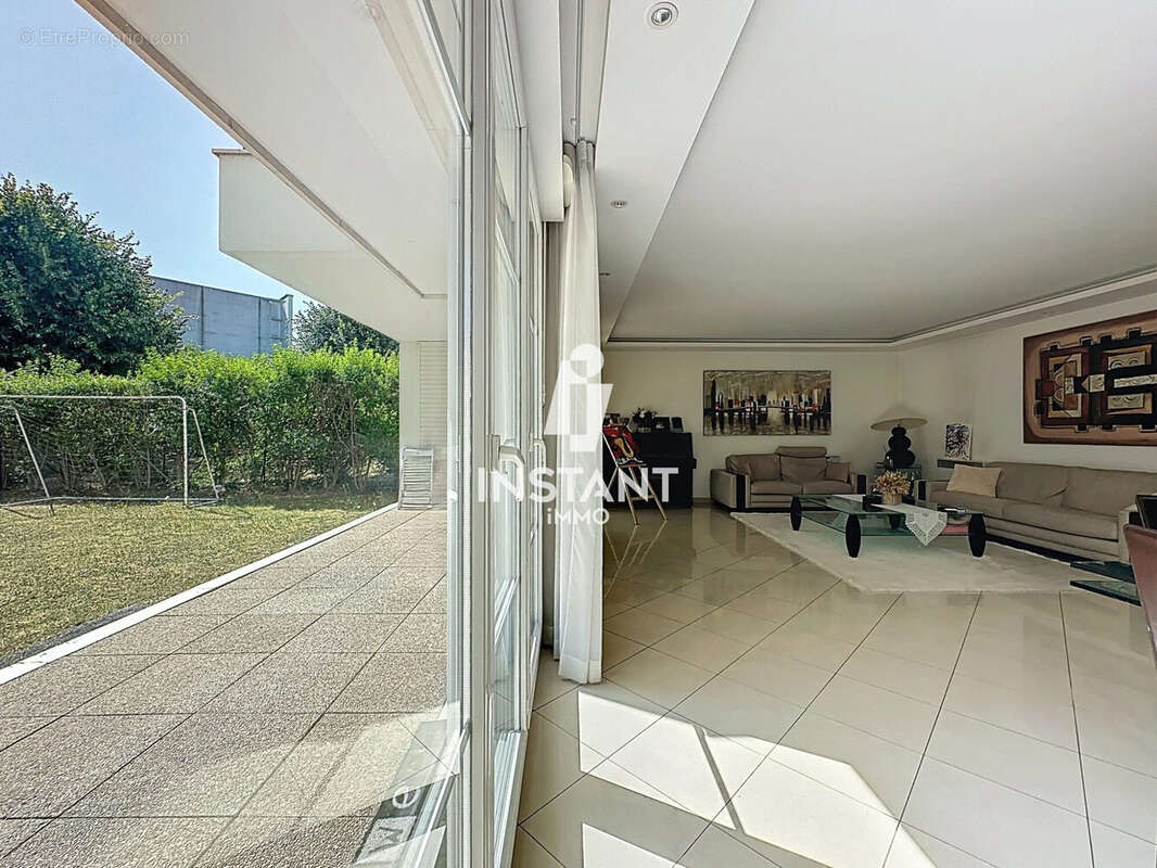 Appartement à MAISONS-ALFORT