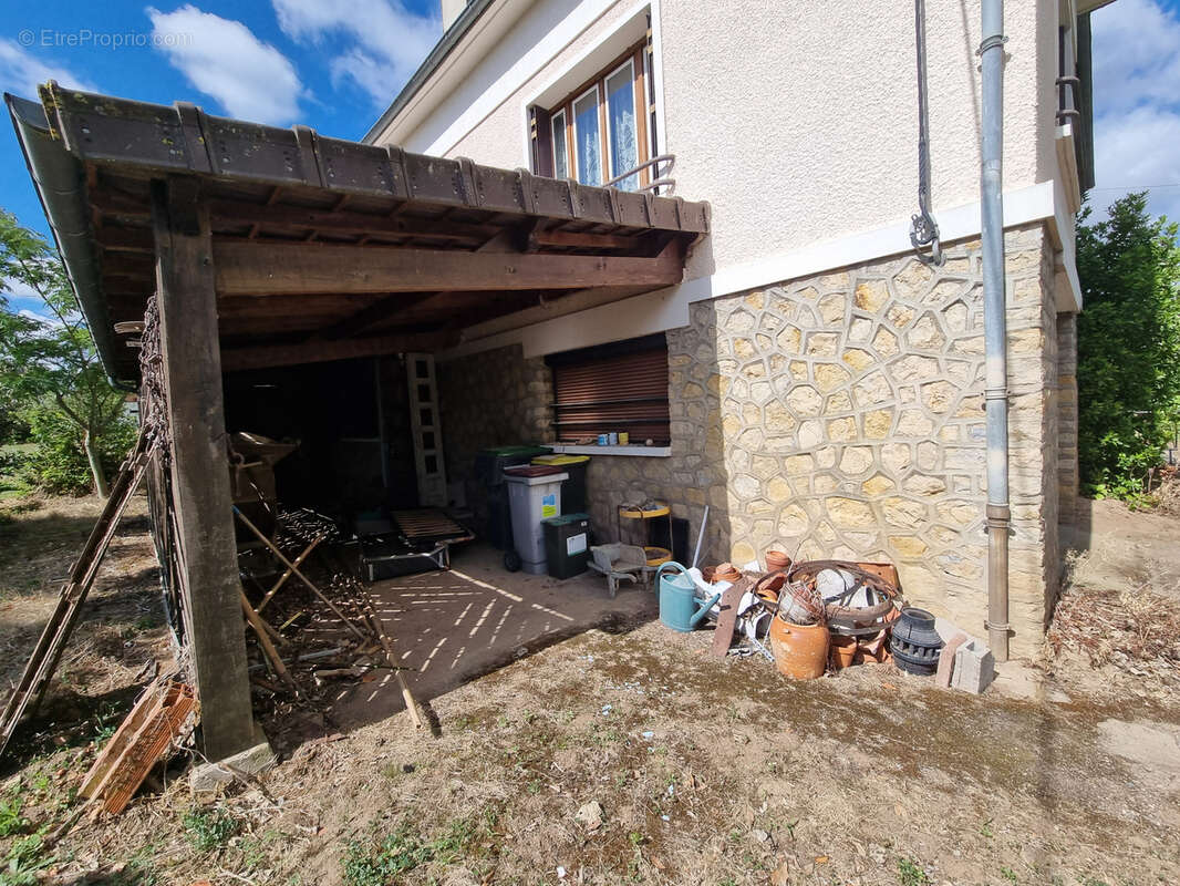 Pavillon proche centre ville avec beau terrain - photo 15