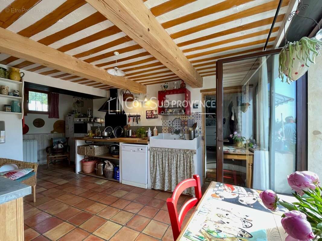 Maison à LE BARROUX