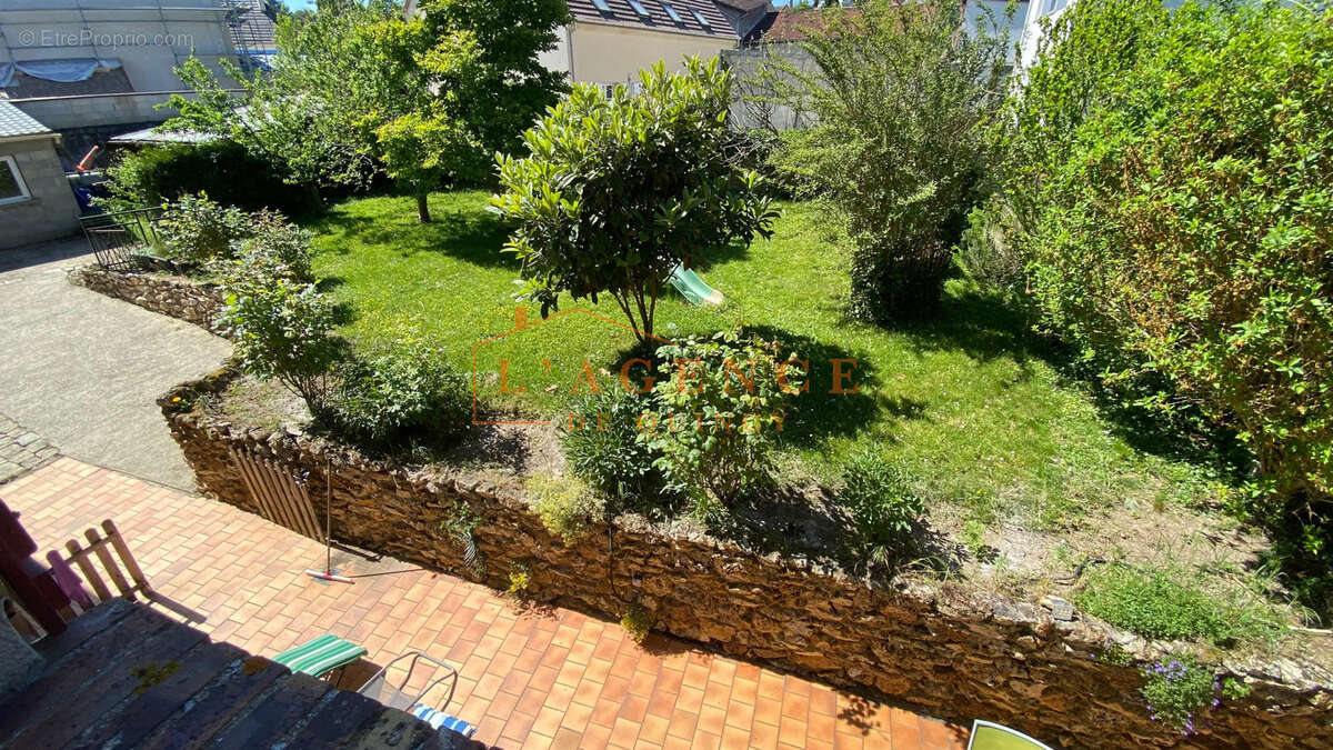 Maison à NANTEUIL-LES-MEAUX