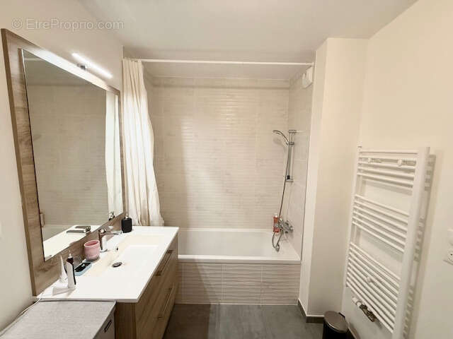 Appartement à SAINT-GENIS-POUILLY