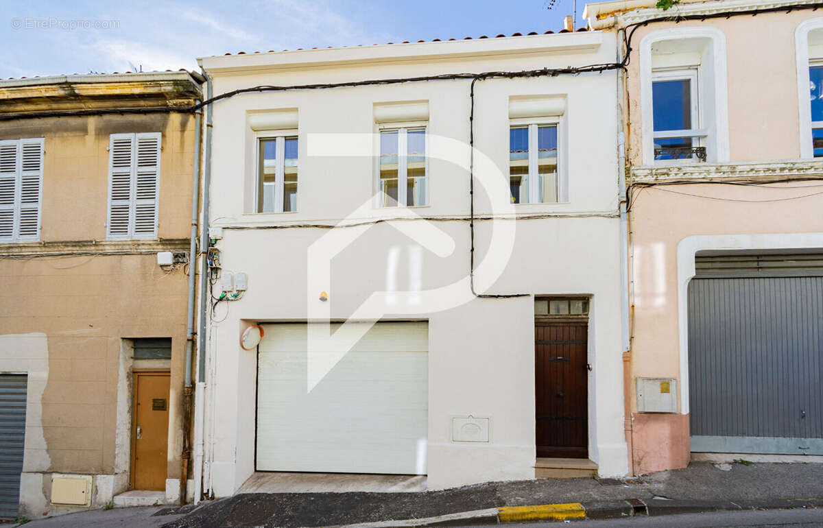 Maison à MARSEILLE-4E