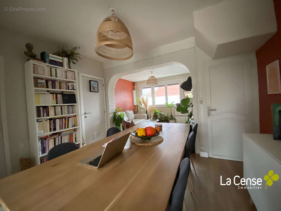 Maison à SAINGHIN-EN-MELANTOIS