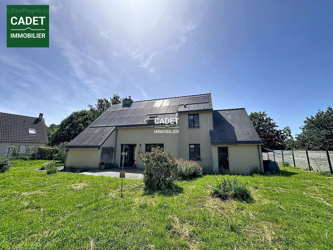 Maison 139 m² à Saint-Pierre-Langers  - photo 2