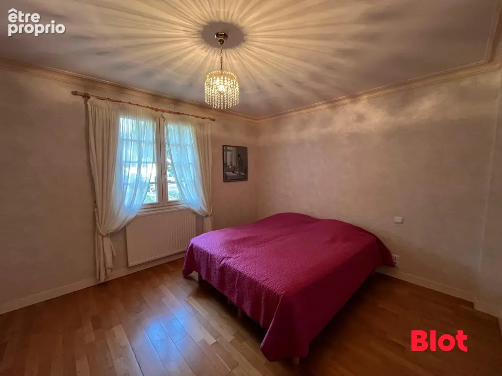 Maison 5 pièces 144 m² à vendre à La Guerche-De-Bretagne (35130) - photo 5