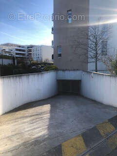 Appartement à MARSEILLE-9E