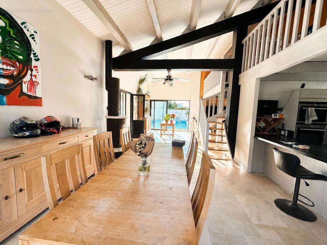 Aytré – ensemble immobilier à vocation professionnelle avec maison d’habitation - photo 5