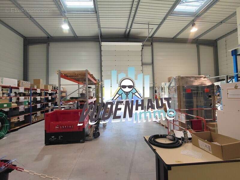 Commerce à CASTELNAU-D'ESTRETEFONDS